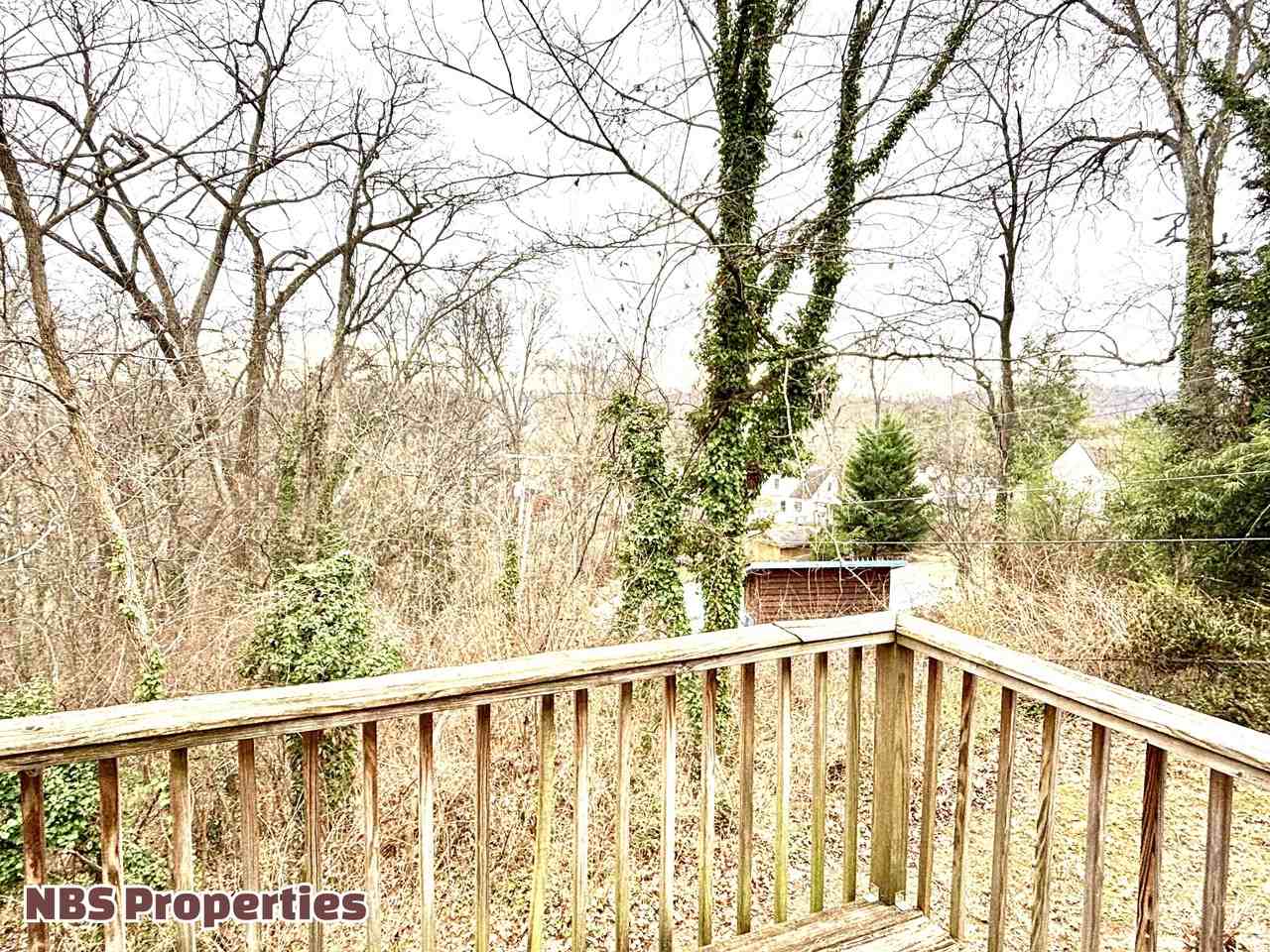 602 Lookout Ct #1 - Photo 4 of 35