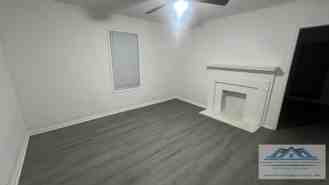 233 N Royal Ave #1 - Photo 1 of 1