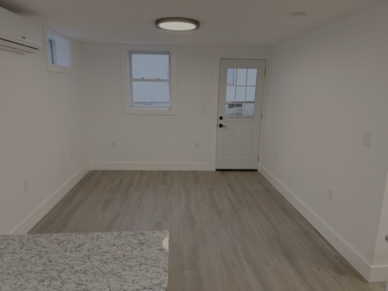 411 W C Ave #B - Photo 7 of 12