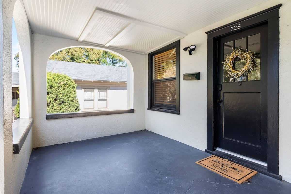 728 Johnson Ave #1 - Photo 3 of 50