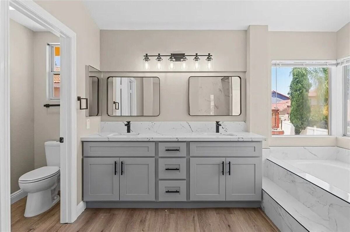 13162 Brentwood Ln #1 - Photo 5 of 10