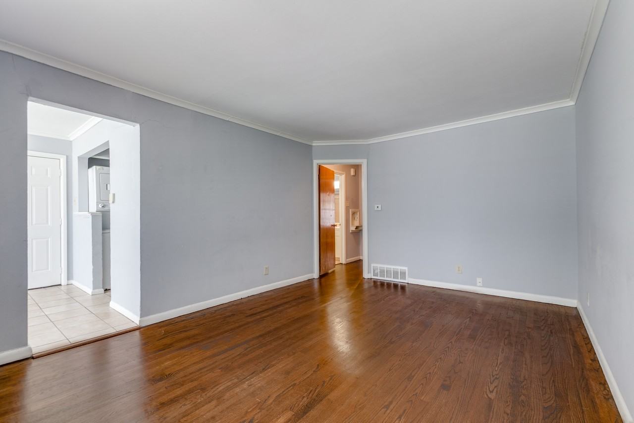 6517 E Mockingbird Ln #1 - Photo 7 of 44