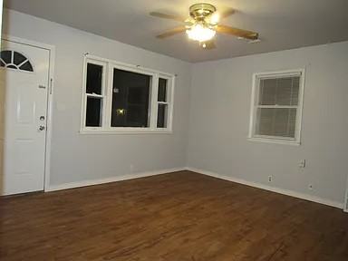 1813 W 21st St #1 - Photo 2 of 10