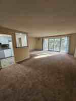 featured image of 410 E Hinckley Ave