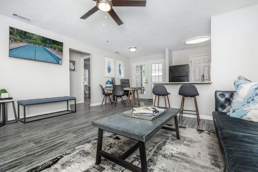 132 Wood Lake Dr - Photo 7 of 17