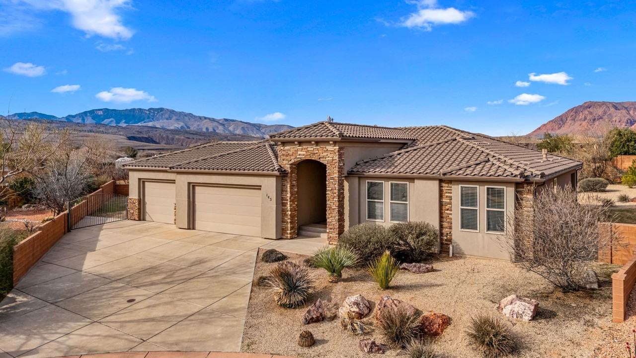 143 N Cortez Trl - Photo 4 of 49