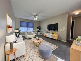 816 NE Westwind Ln - Photo 1 of 1