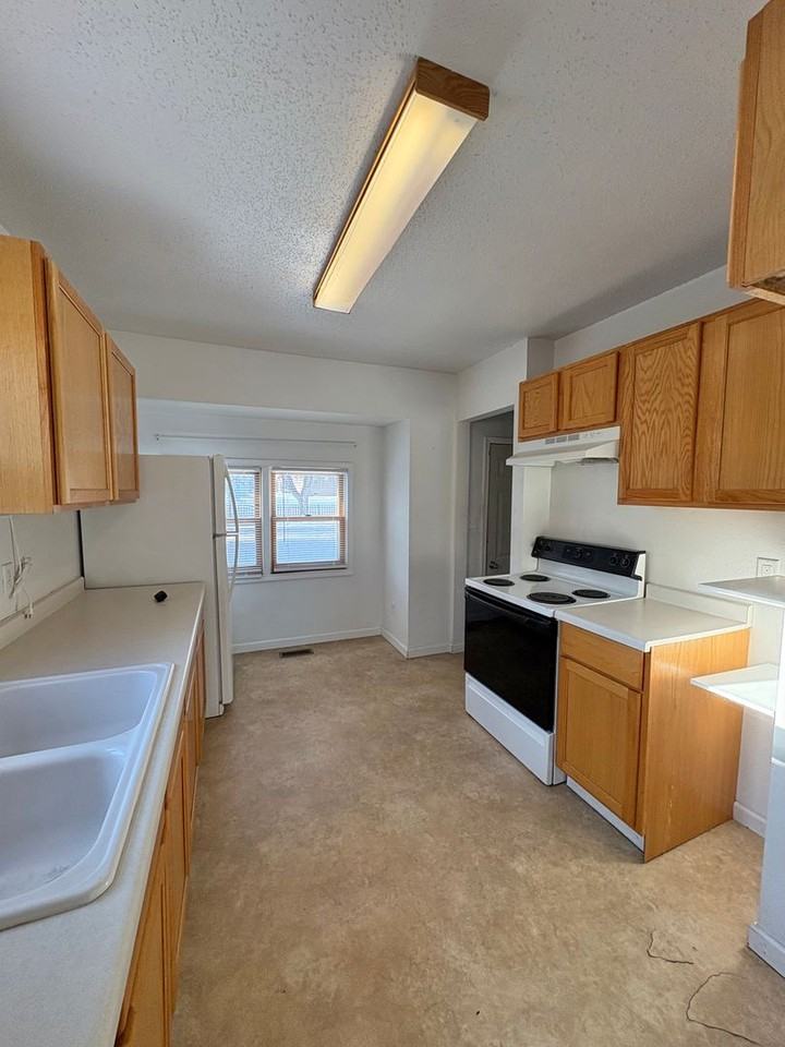 525 12th St Nw - Photo 7 of 15