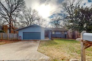 featured image of 15 Churchill Dr