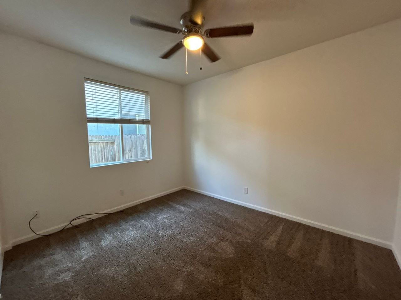 543 Chandler Ct - Photo 7 of 19