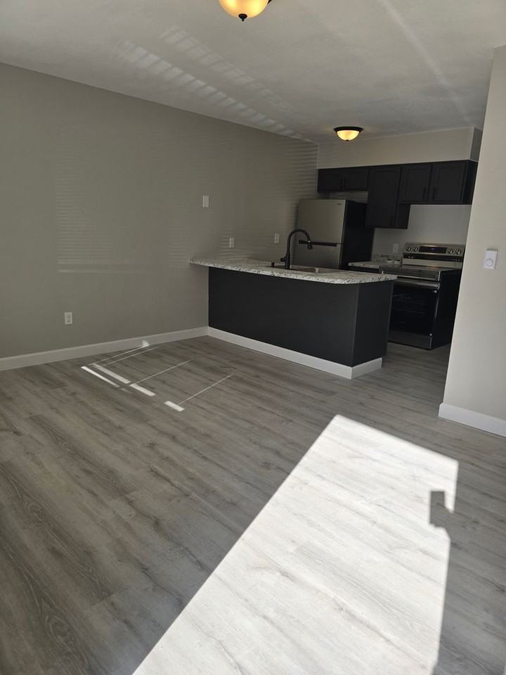 25 Osage Ridge Rd #04 - Photo 2 of 10