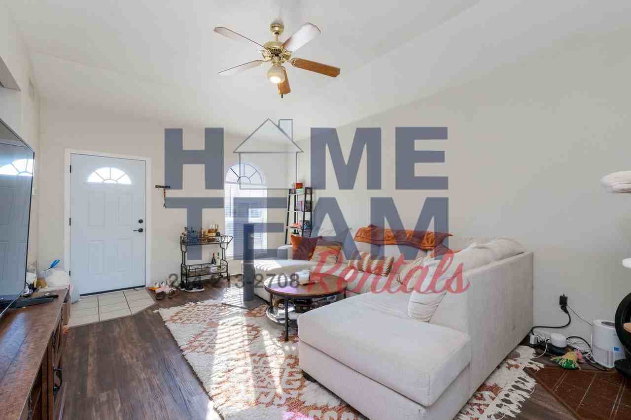 2903 Lantana - Photo 2 of 16