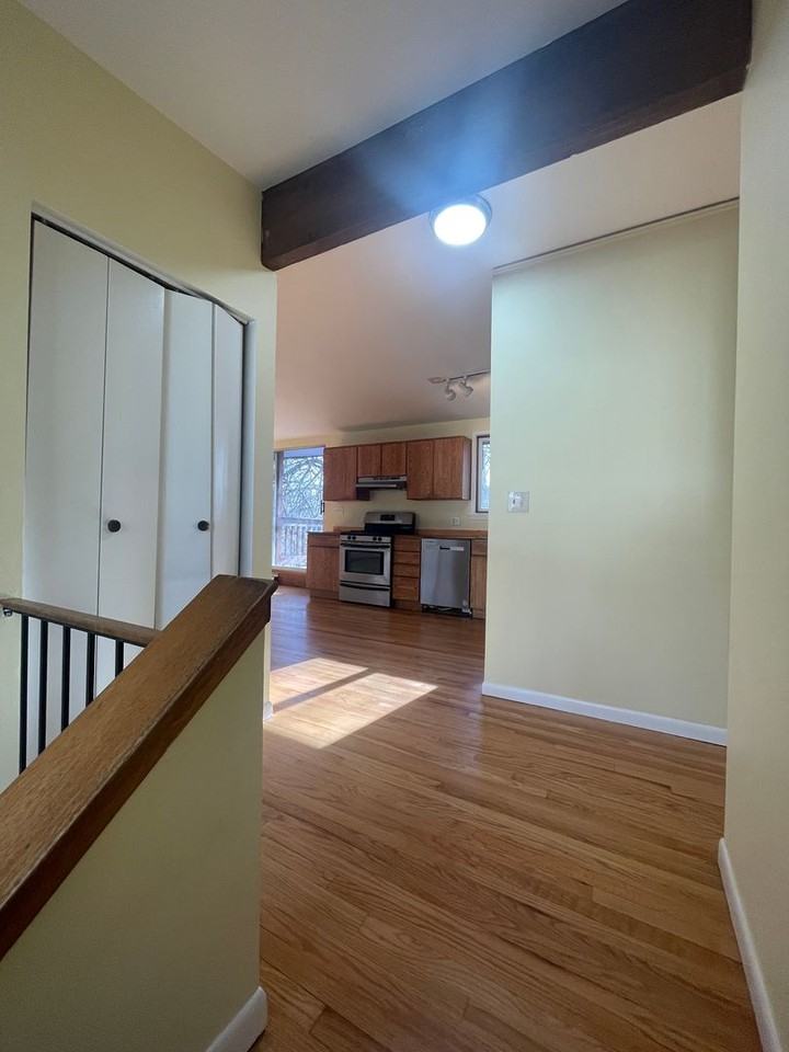 1805 Fair St - Photo 5 of 34