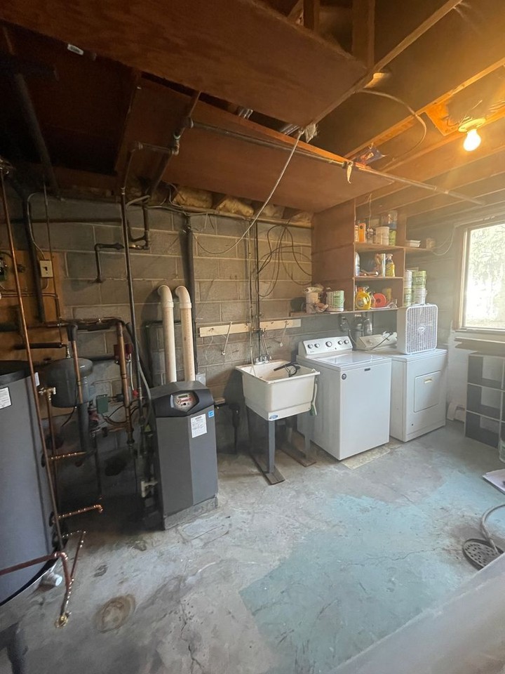 1805 Fair St - Photo 6 of 27
