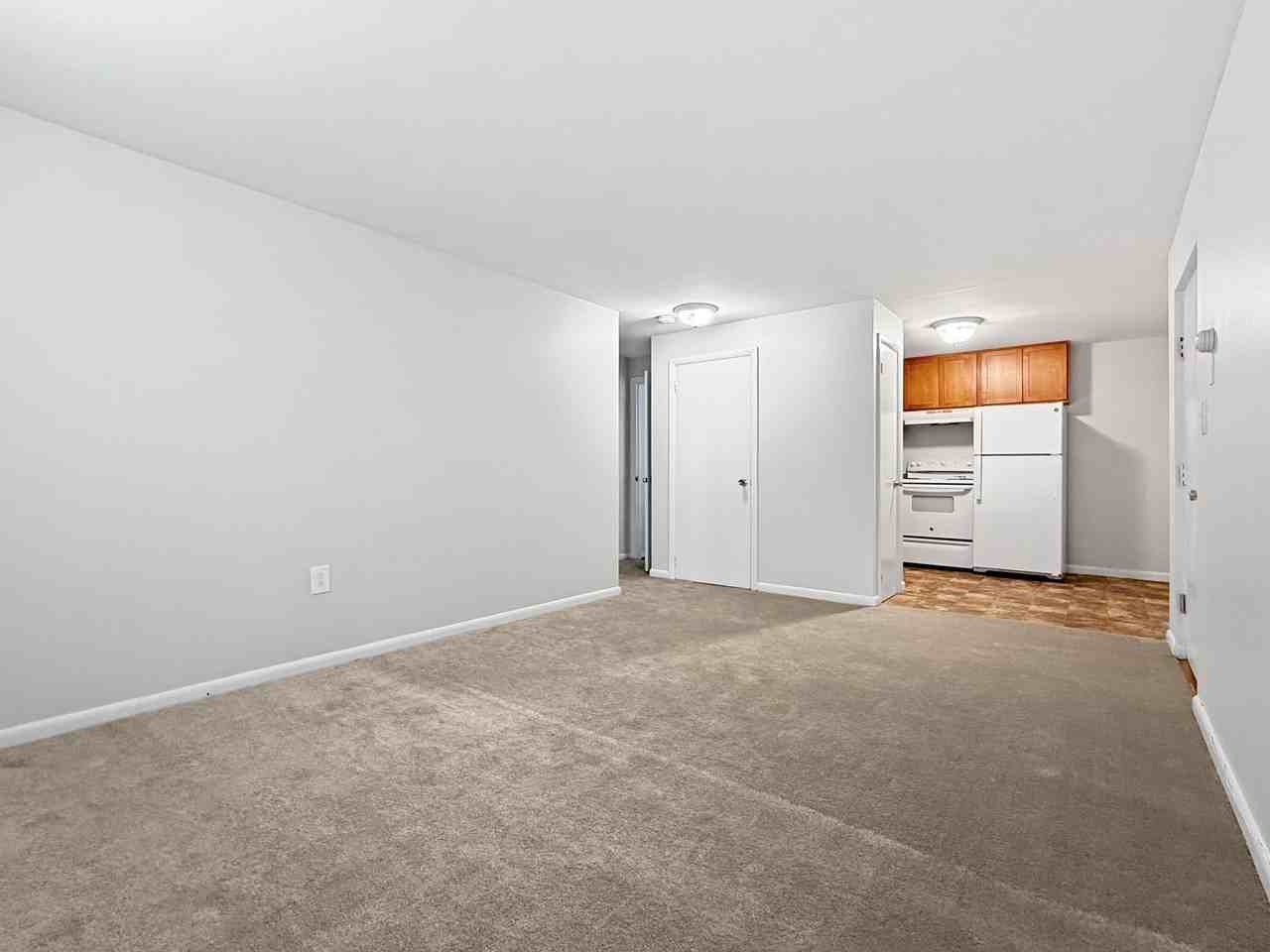 B180 (Keewaydin Pines) - Photo 7 of 29