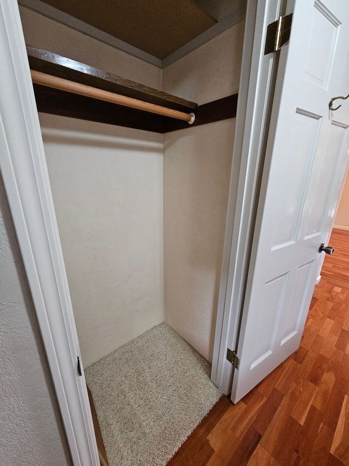 2949 Rosewood St - Photo 5 of 26