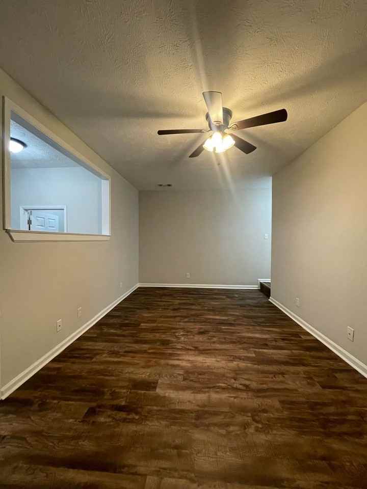 133 Cedar Ct - Photo 6 of 11