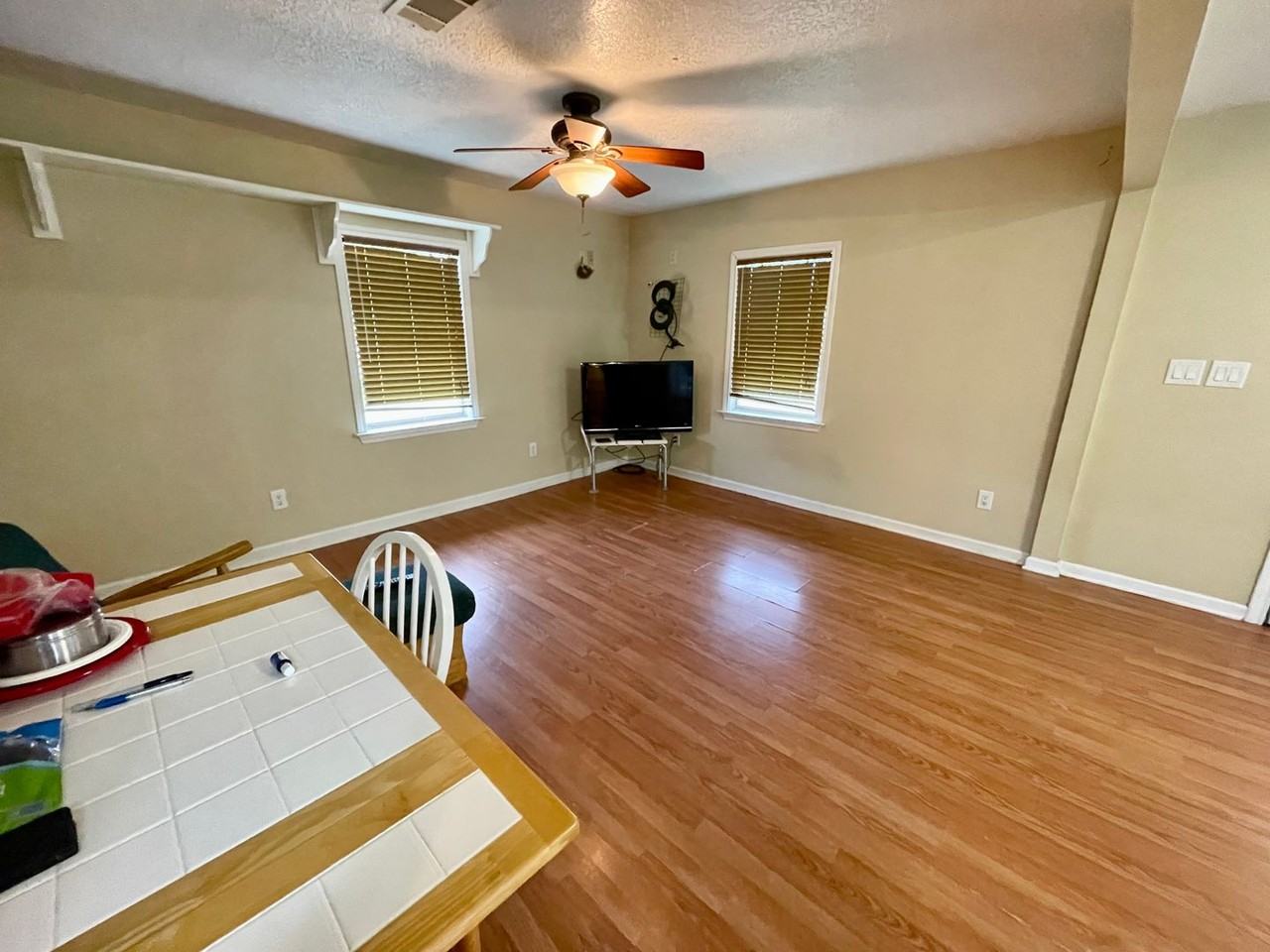 800 Grigsby Ave - Photo 3 of 14