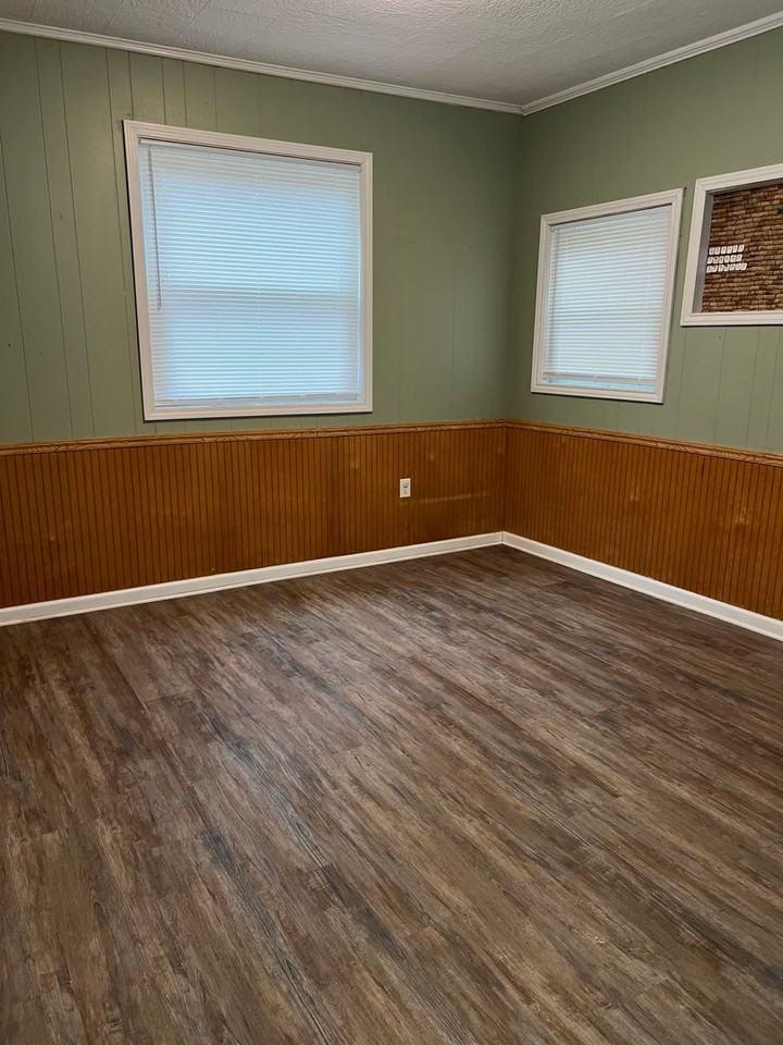 267 Sallengs Rd - Photo 7 of 11