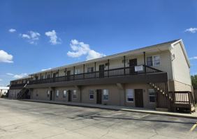 featured image of 1420 6th St