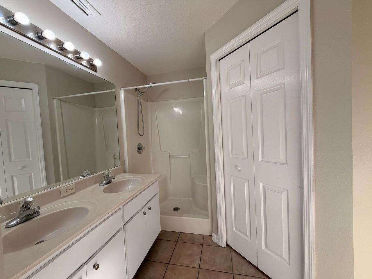 2205 Mystic Ring Loop - Photo 3 of 22