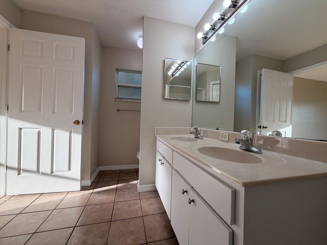 2205 Mystic Ring Loop - Photo 4 of 22