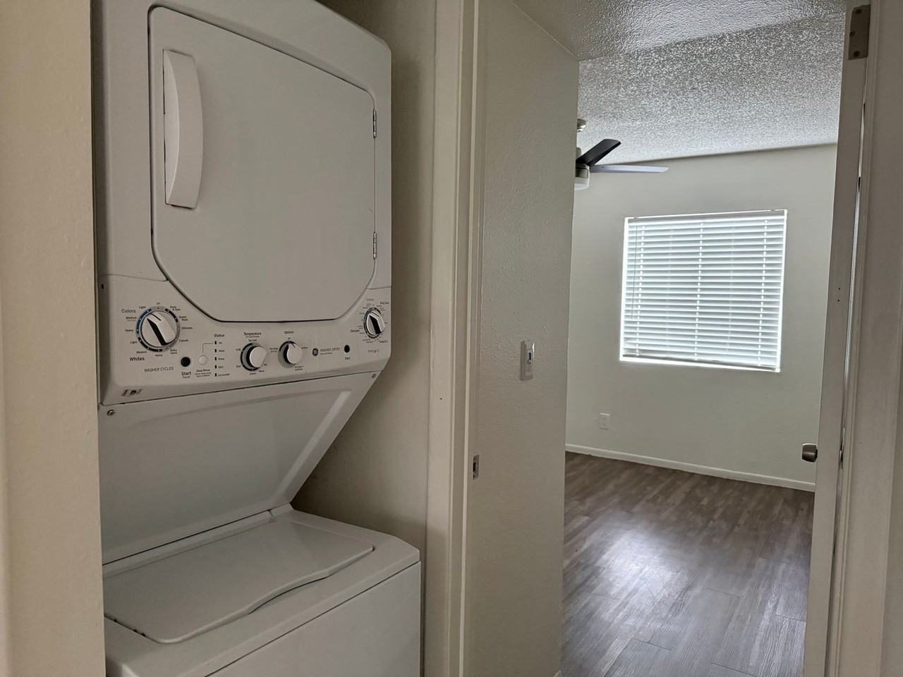 Majestic Palms - Photo 7 of 27