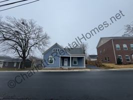 featured image of 113 E Pine St