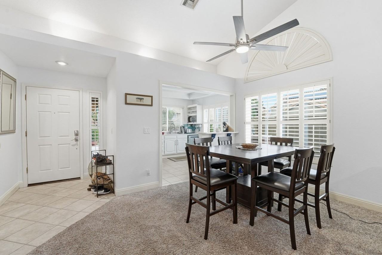 9293 E Sutton Dr - Photo 7 of 33