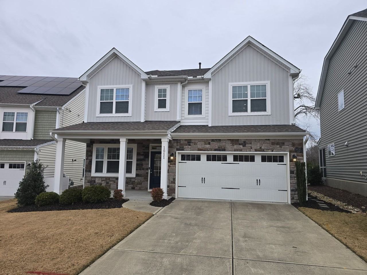 1011 Meadow Pond Dr - Photo 2 of 30