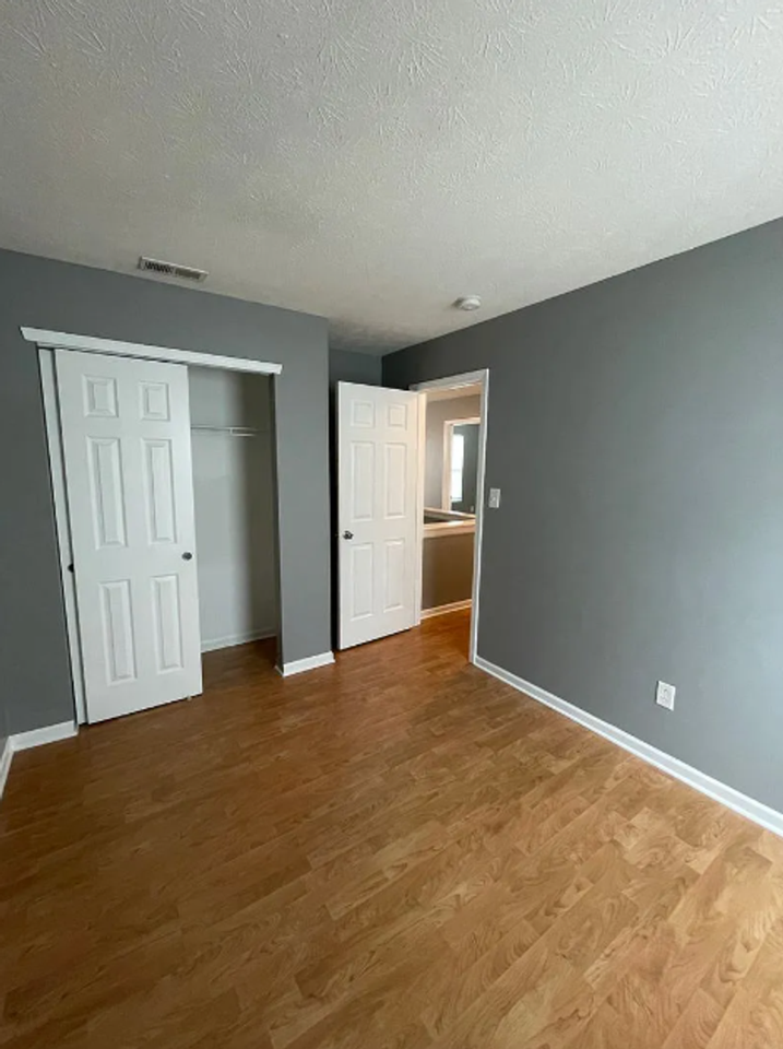 8131 Grove Berry Dr - Photo 5 of 13