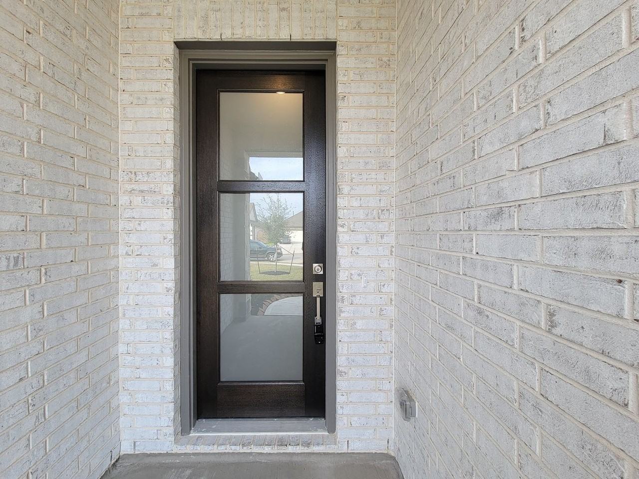 6207 Severson Lake Ct - Photo 2 of 47