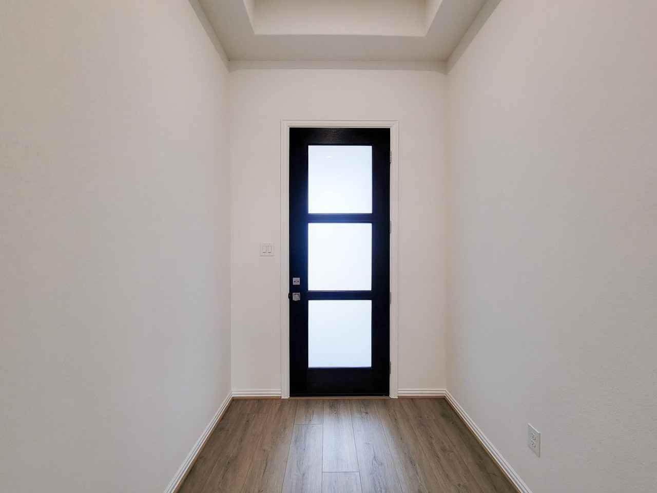 6207 Severson Lake Ct - Photo 3 of 47