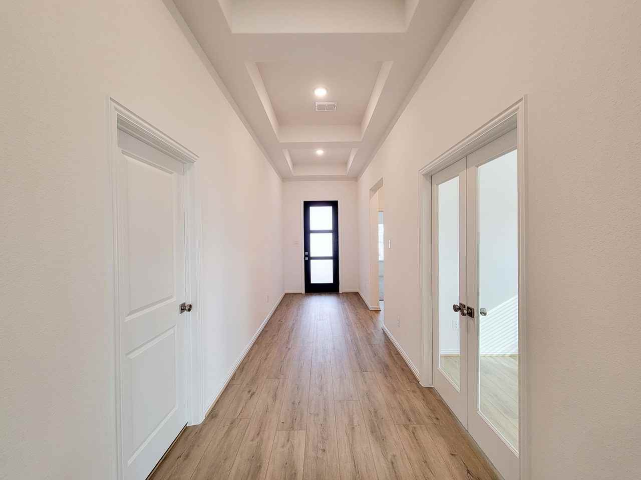 6207 Severson Lake Ct - Photo 4 of 47