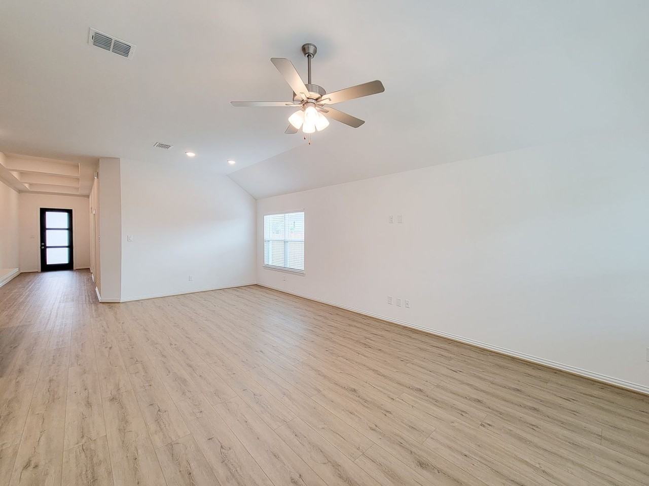 6207 Severson Lake Ct - Photo 7 of 47