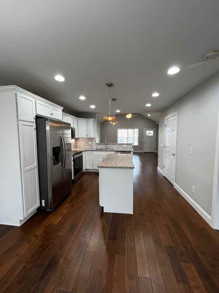 3430 Crawford Dr Se - Photo 5 of 21