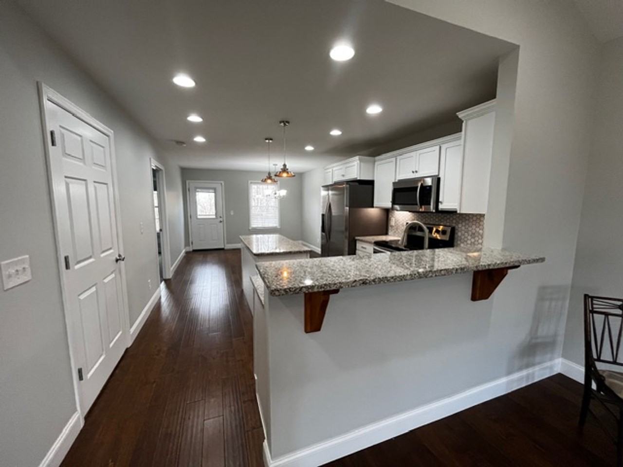 3430 Crawford Dr Se - Photo 7 of 21