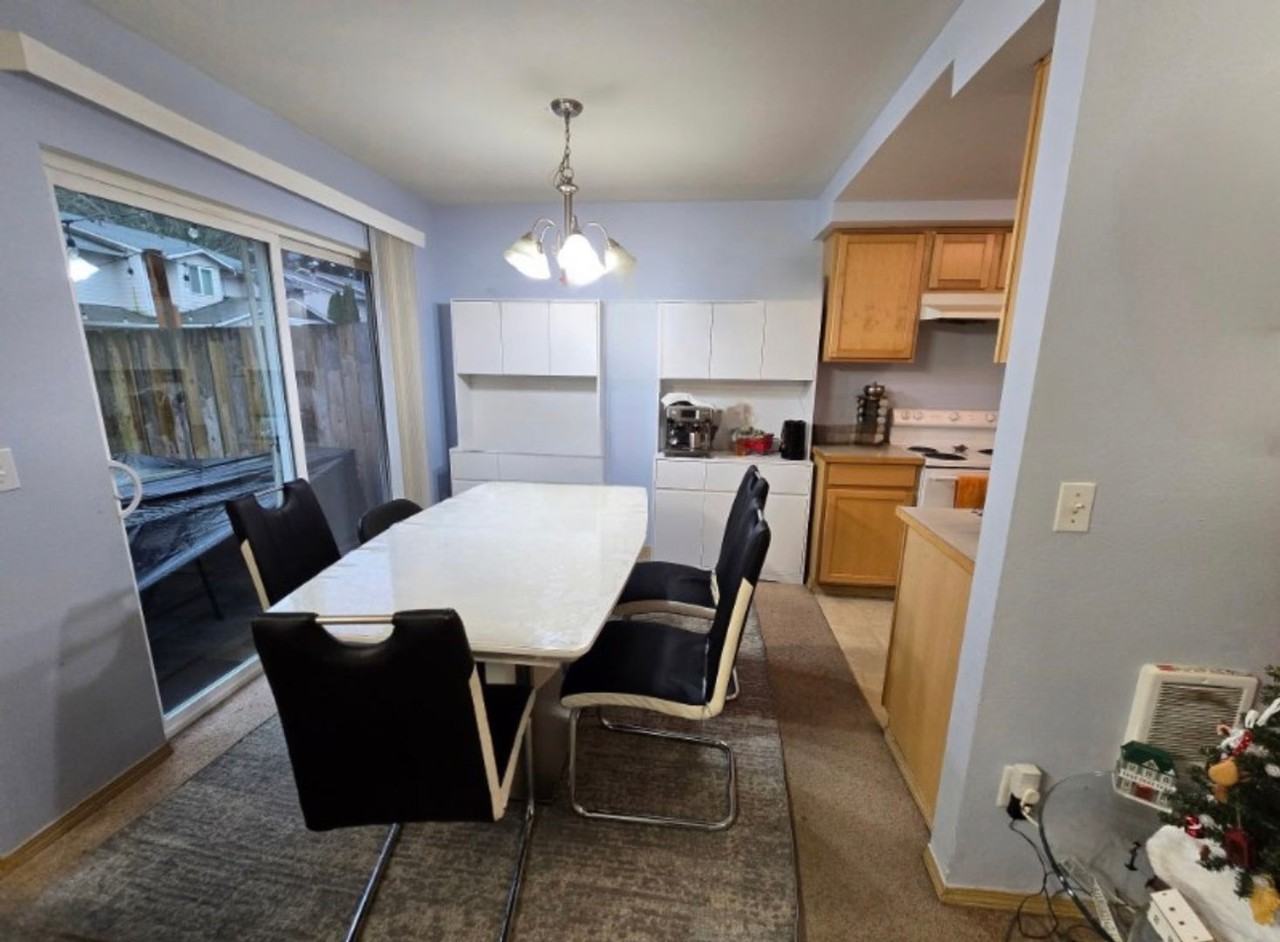 3504 I St Ne - Photo 4 of 10