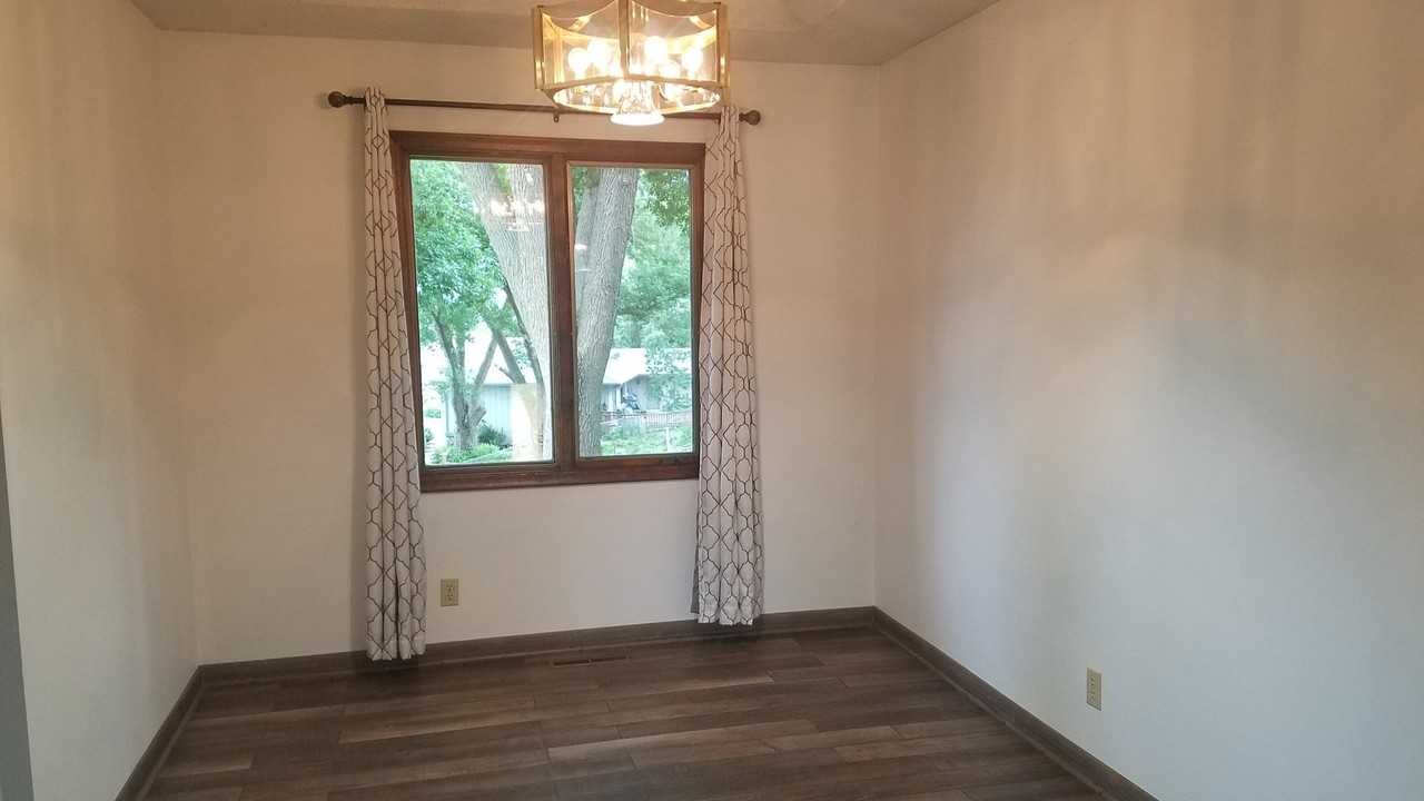 2 Decatur Cir - Photo 5 of 16