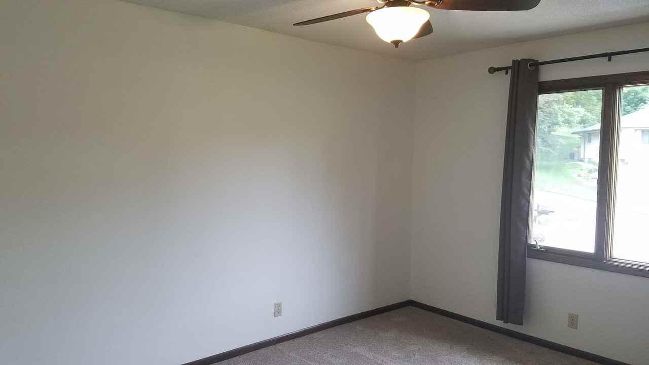 2 Decatur Cir - Photo 6 of 16