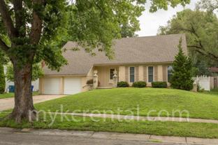 8414 W 98th St - Photo 1 of 1