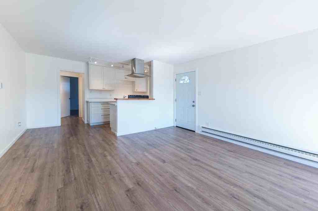 420 Canal St - Photo 2 of 18