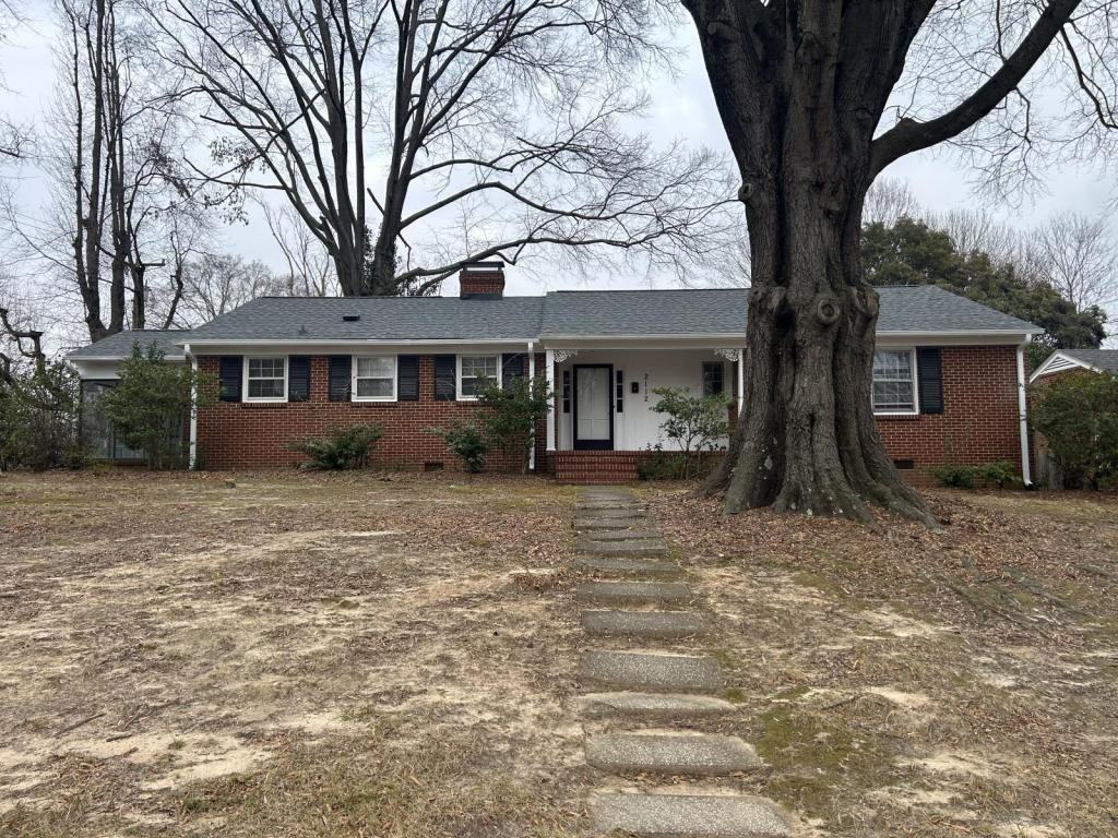 2112 Villa Dr - Photo 3 of 17