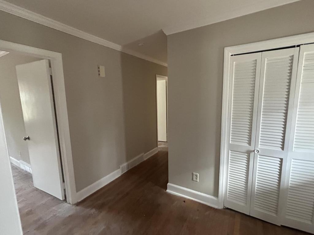 2112 Villa Dr - Photo 7 of 17