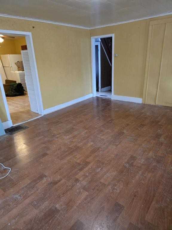 8 Bunn St - Photo 4 of 11