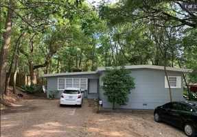 featured image of 1622 Mayhew St