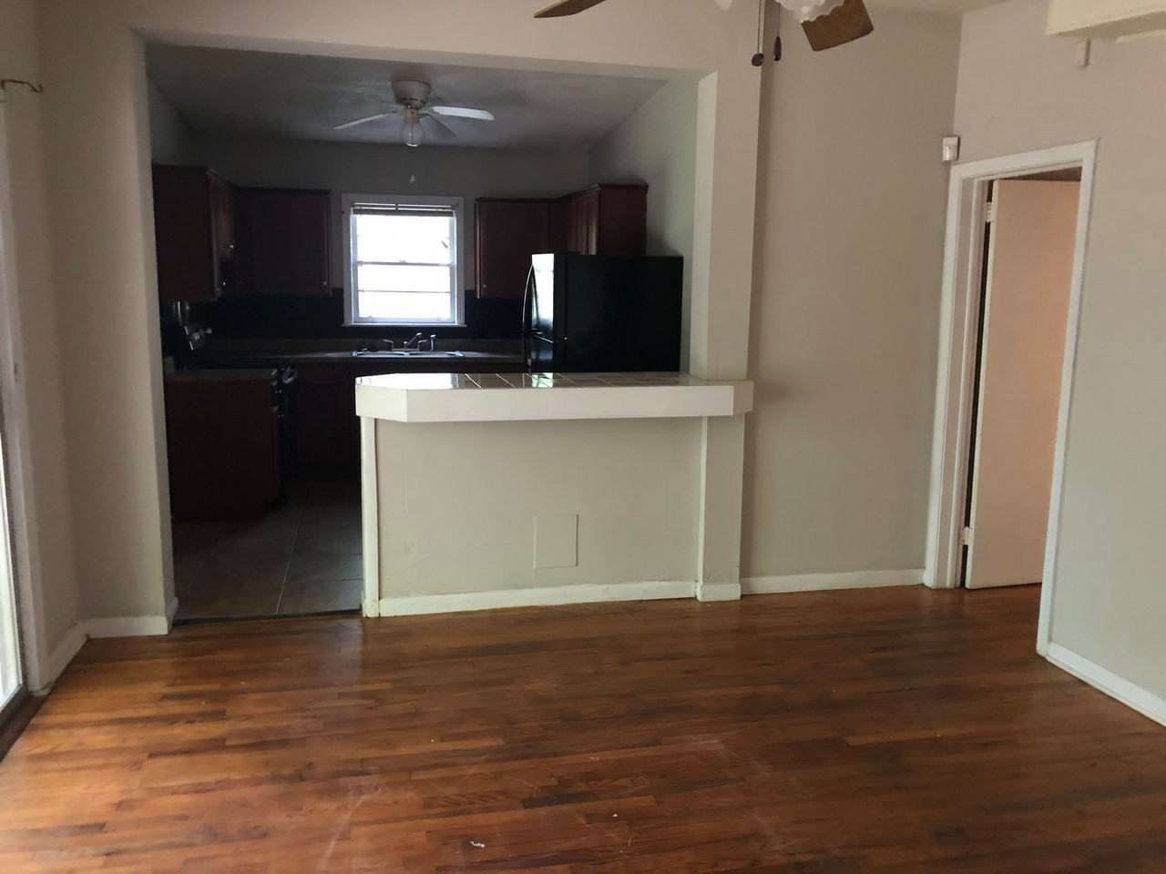 1622 Mayhew St - Photo 6 of 10