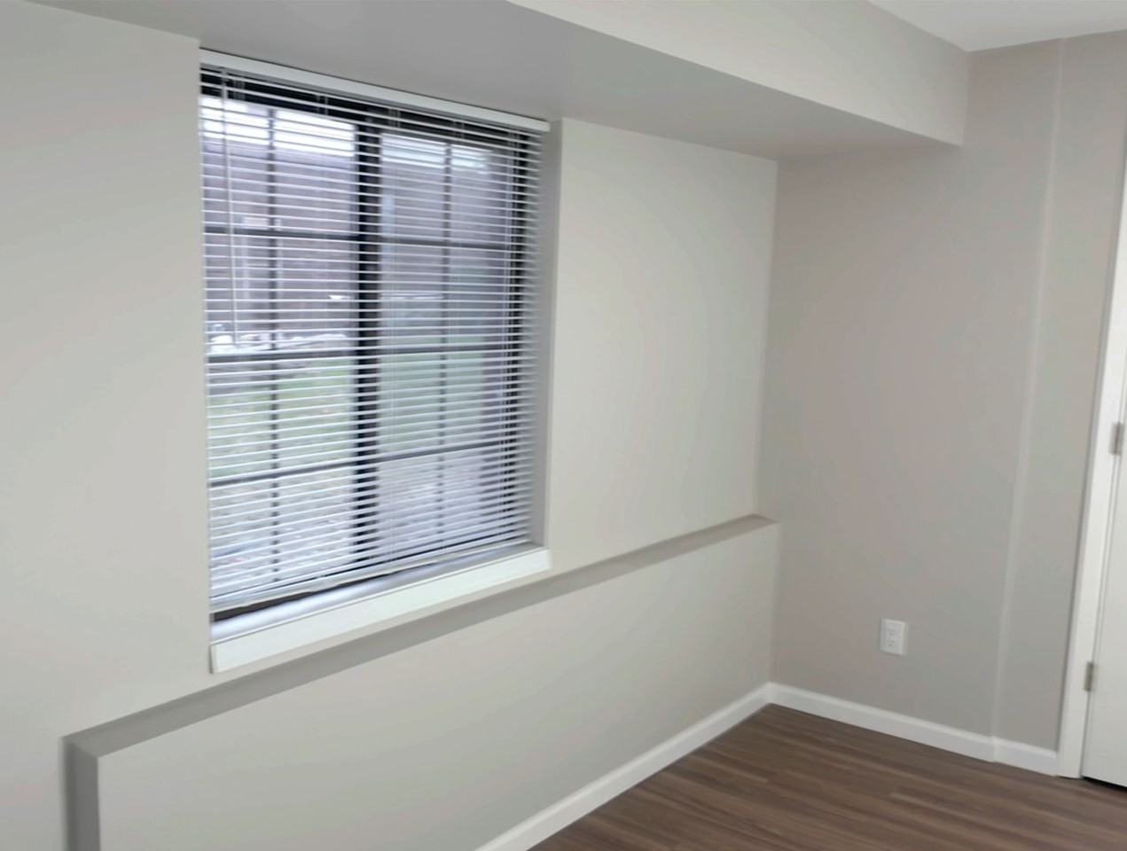 1509 Kenilworth Apartments - Photo 7 of 16