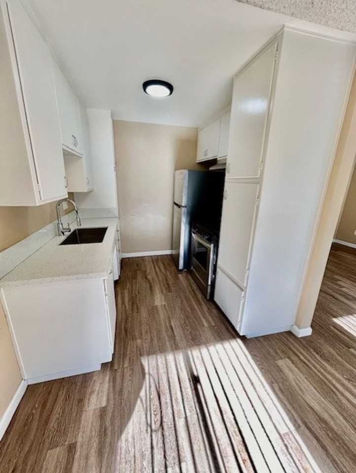 4379 Hamilton St #4 - Photo 3 of 7