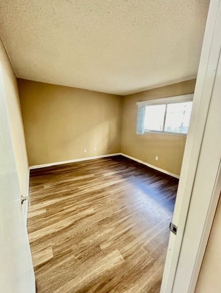 4379 Hamilton St #4 - Photo 6 of 7